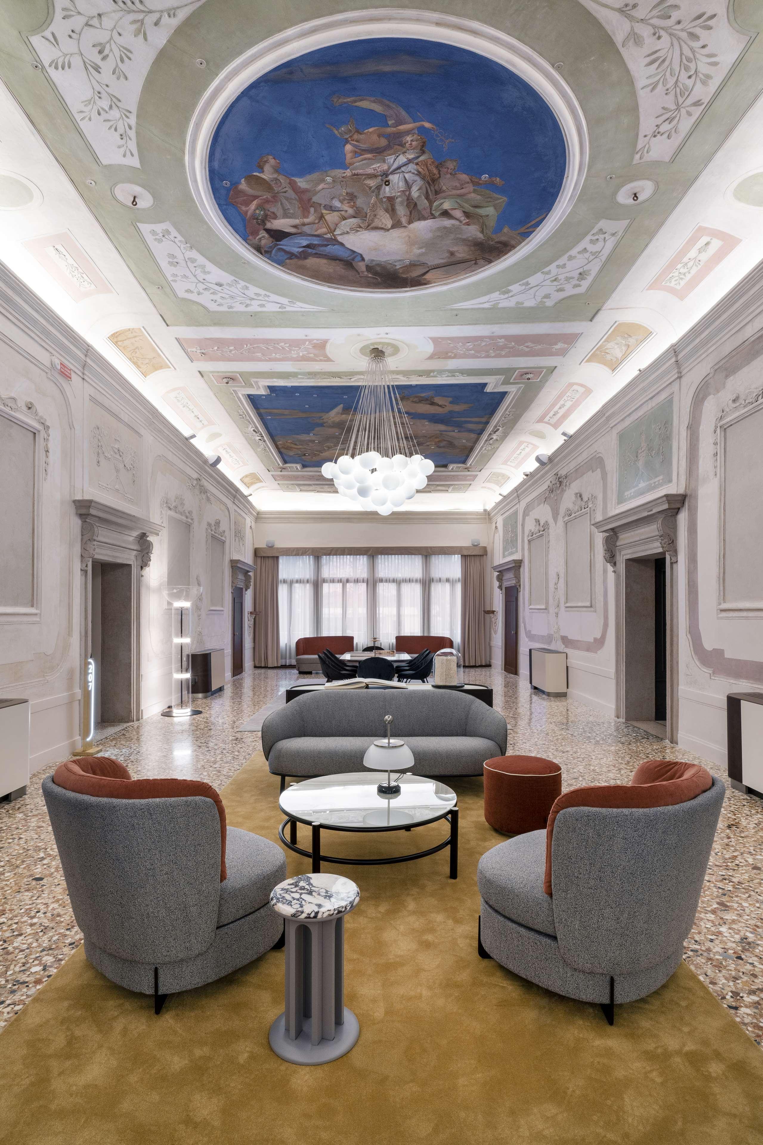 Radisson Collection Hotel, Palazzo Nani Venesia Bagian luar foto The lobby of the hotel